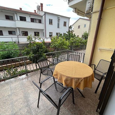 Holiday Apartments Sonne Ровинь Экстерьер фото
