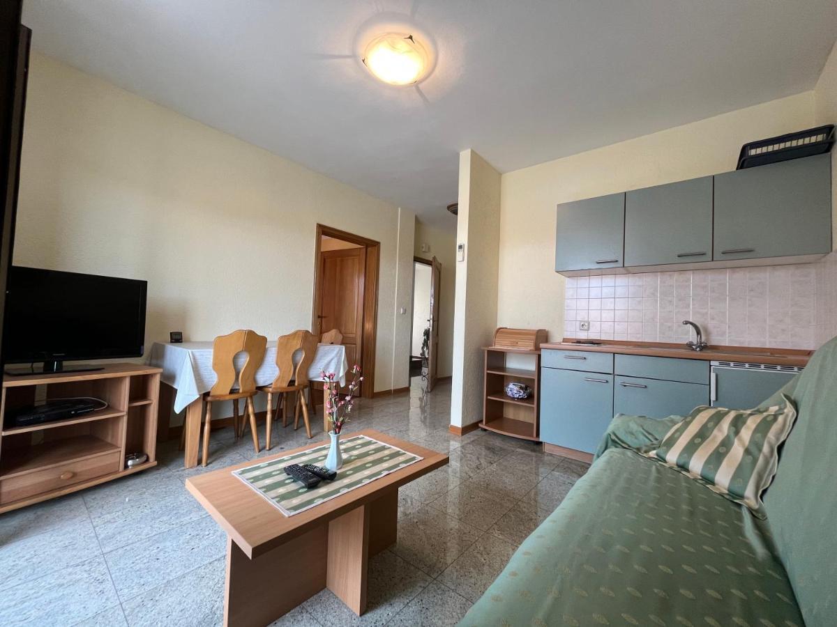 Holiday Apartments Sonne Ровинь Экстерьер фото