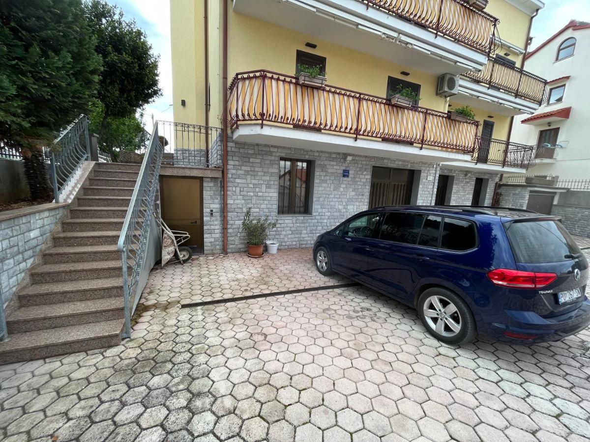 Holiday Apartments Sonne Ровинь Экстерьер фото