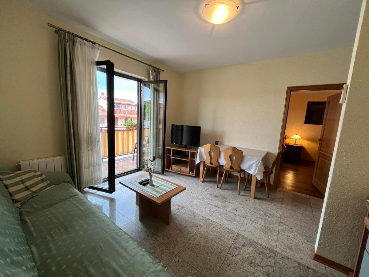Holiday Apartments Sonne Ровинь Экстерьер фото