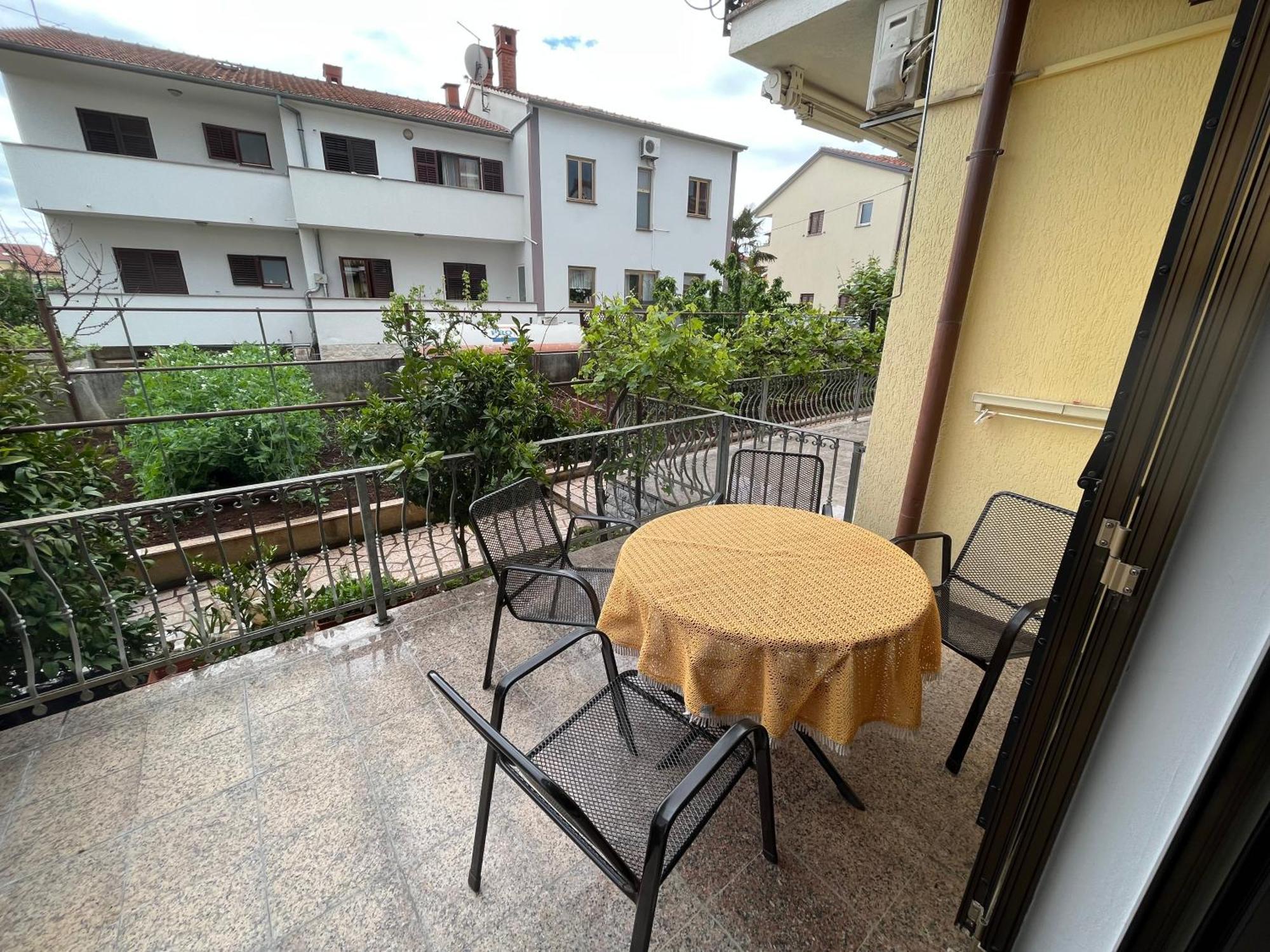 Holiday Apartments Sonne Ровинь Экстерьер фото