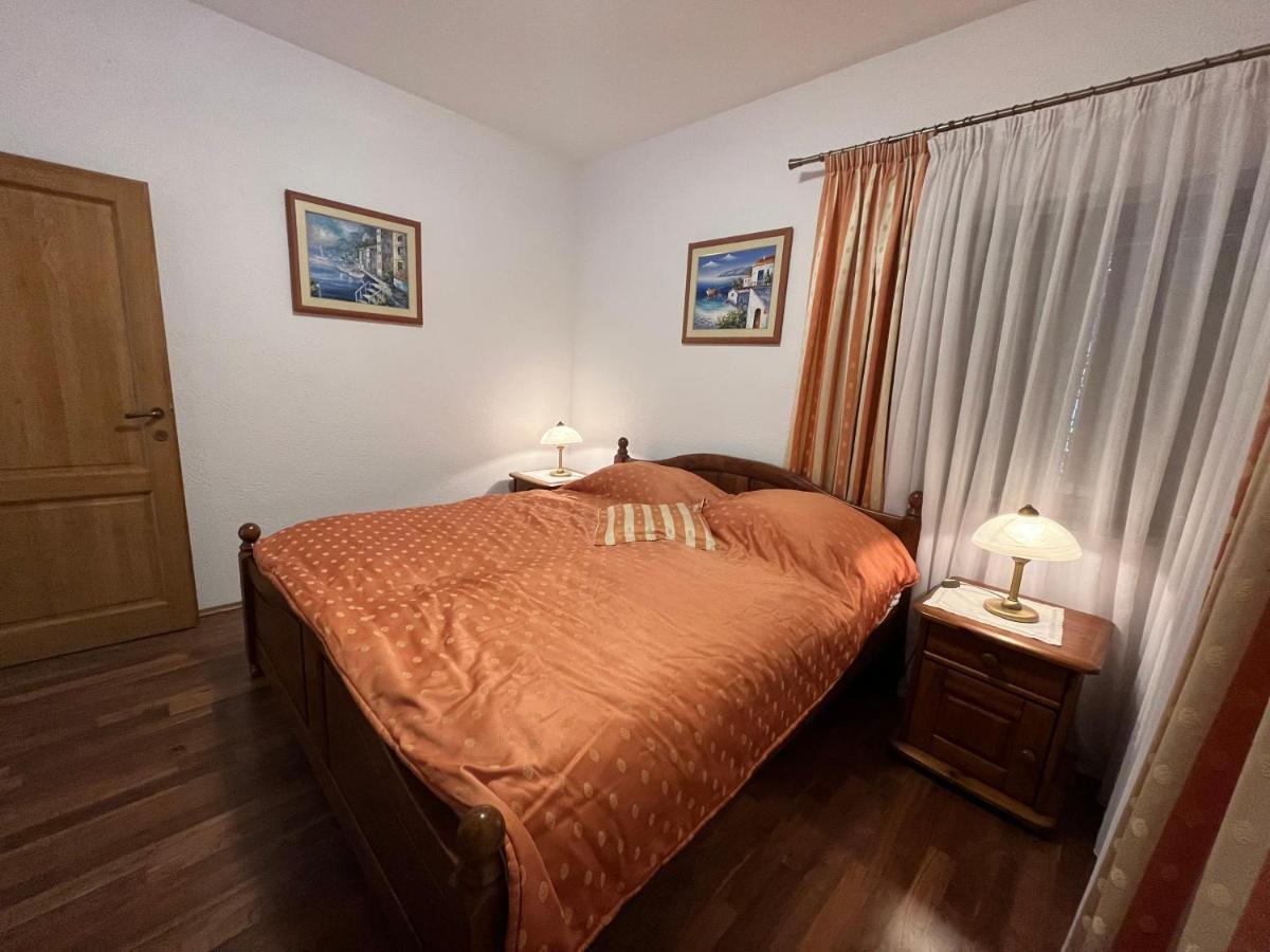 Holiday Apartments Sonne Ровинь Экстерьер фото