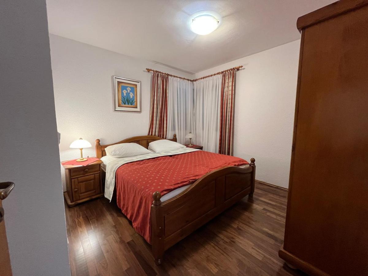 Holiday Apartments Sonne Ровинь Экстерьер фото